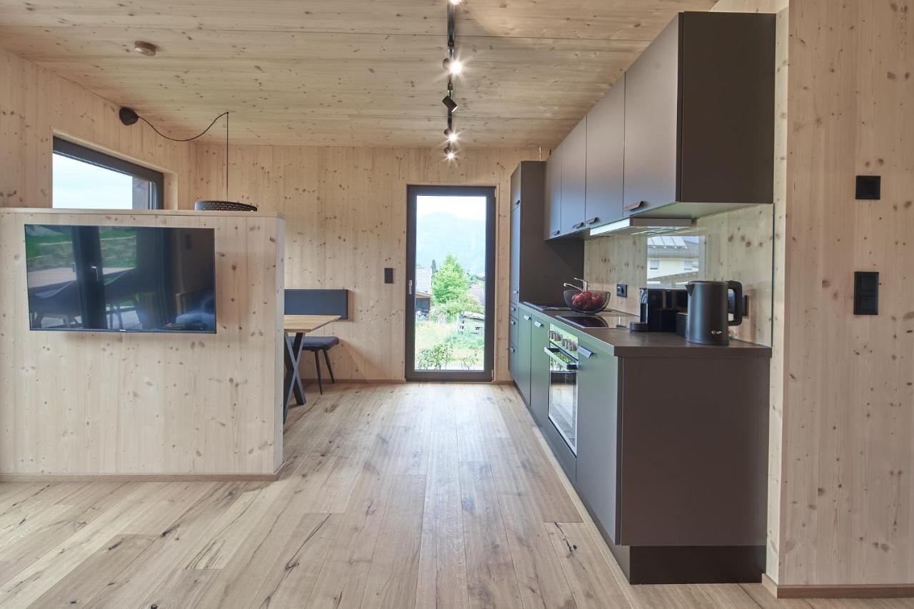 Black Forest Lodges - Gehobene Ferienwohnungen Mit Privatsaunas Tulfes Exterior foto